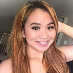 Meet your Posher, Nicole denise